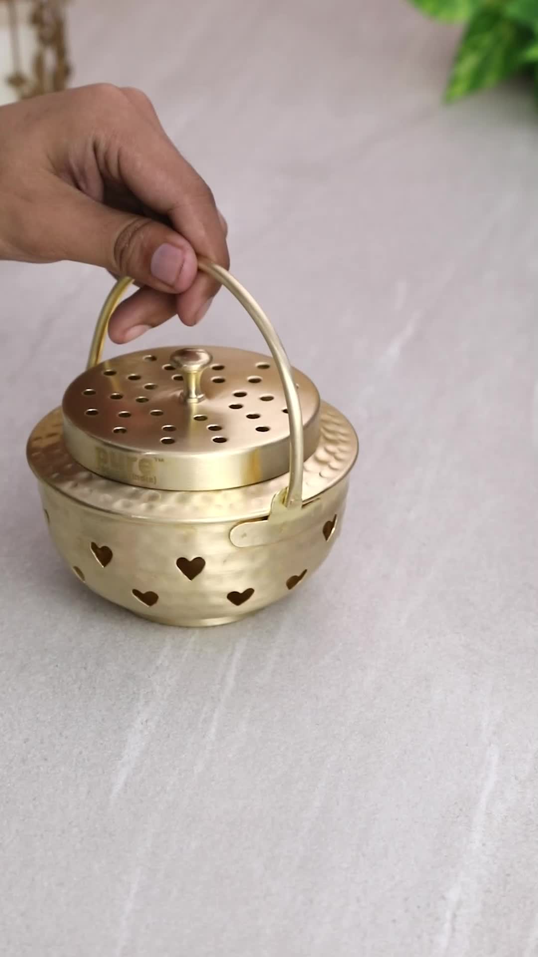 Pure Source India Brass Kapoor Dani, Aroma Diffuser, Bakhoor Dani